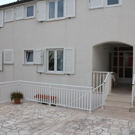Apartments Tily Trogir Eksteriør bilde