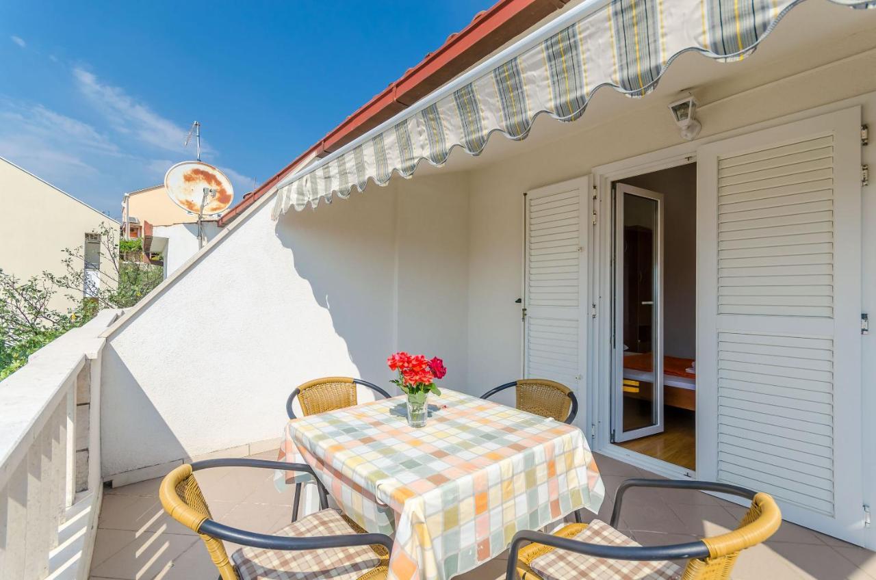 Apartments Tily Trogir Eksteriør bilde
