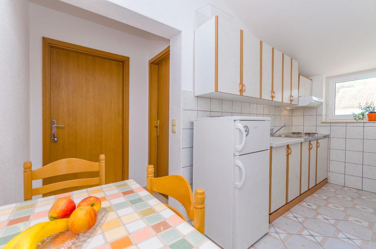 Apartments Tily Trogir Eksteriør bilde