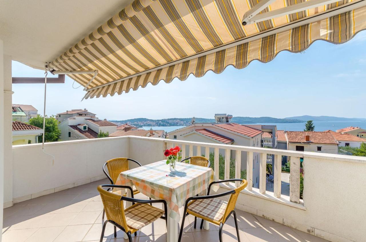 Apartments Tily Trogir Eksteriør bilde