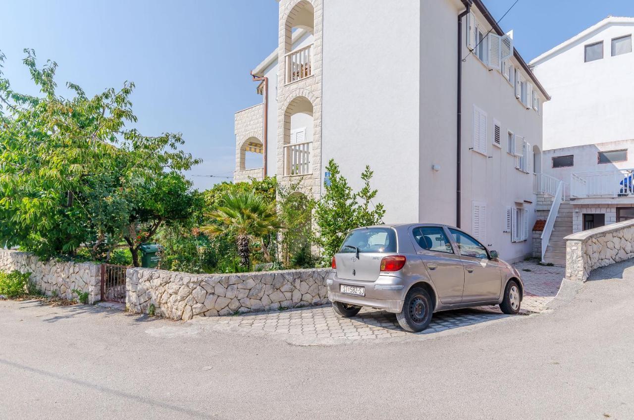 Apartments Tily Trogir Eksteriør bilde