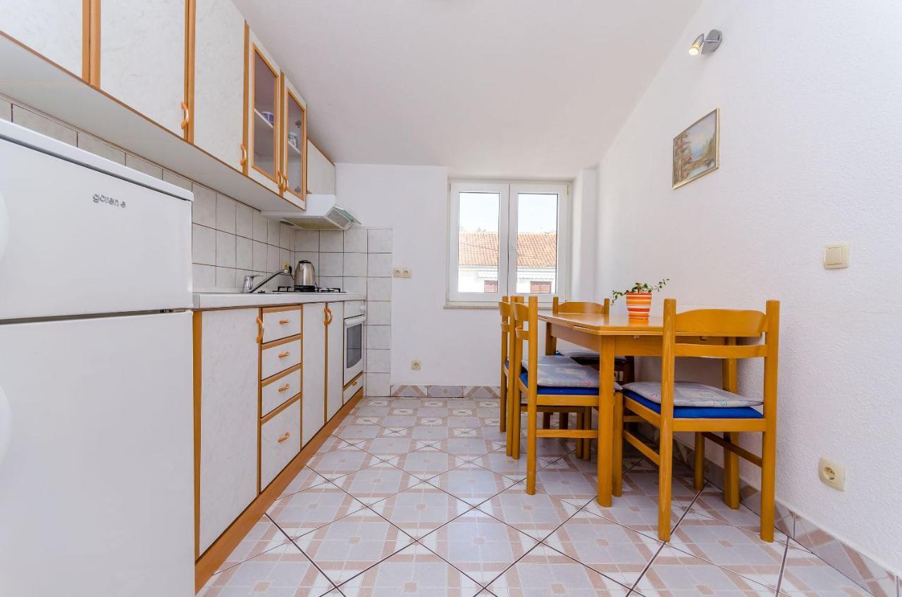 Apartments Tily Trogir Eksteriør bilde