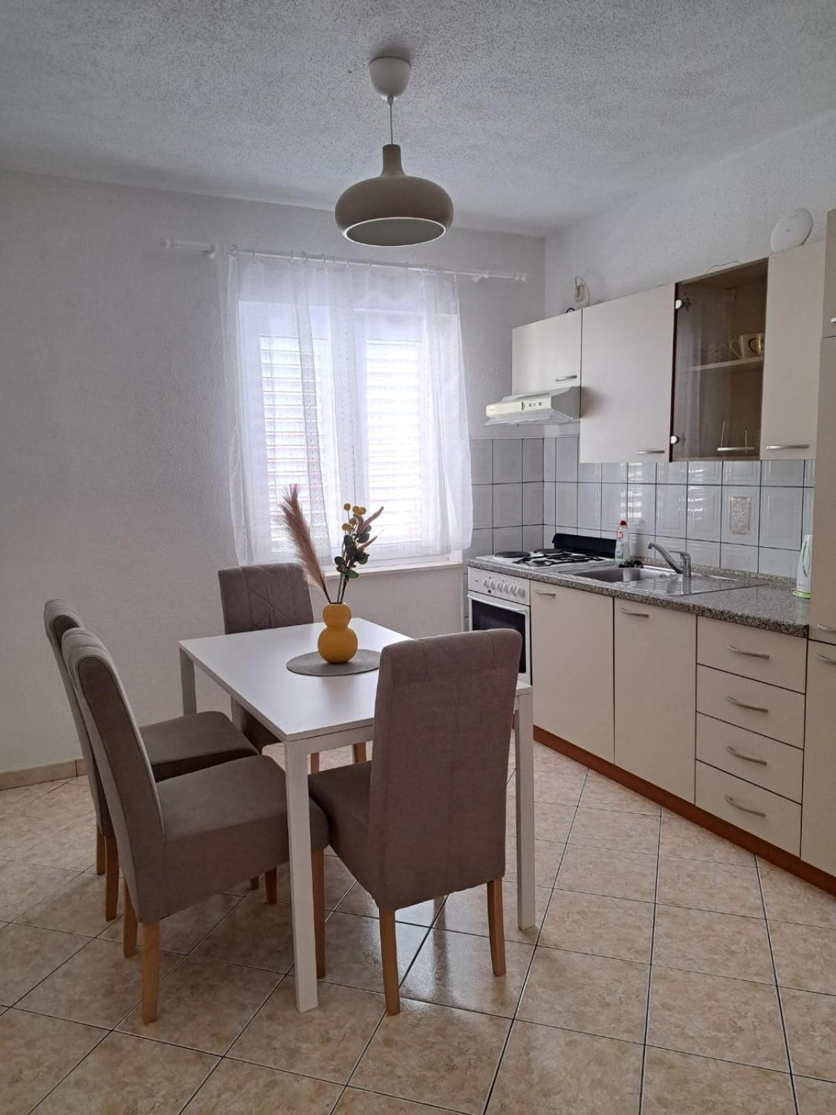 Apartments Tily Trogir Eksteriør bilde