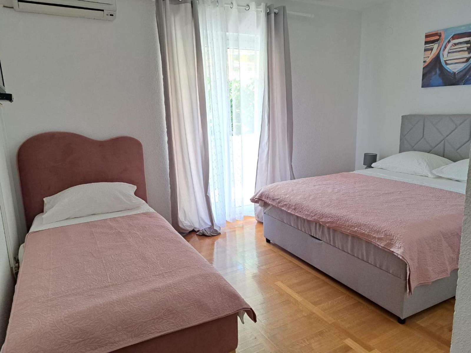 Apartments Tily Trogir Eksteriør bilde